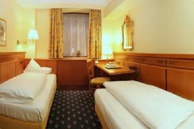 фото отеля BEST WESTERN Hotel Mondschein