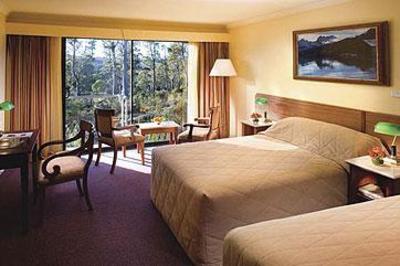 фото отеля Cradle Mountain Chateau