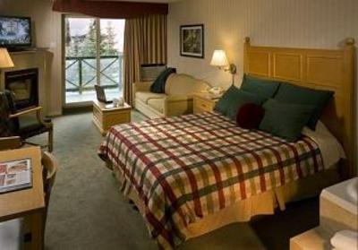 фото отеля Whistler Pinnacle Hotel