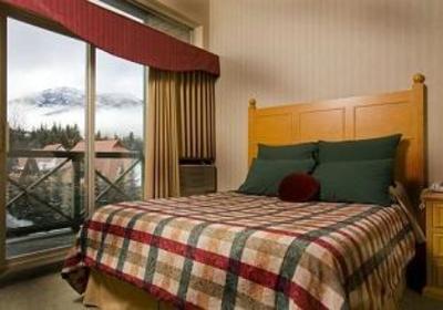 фото отеля Whistler Pinnacle Hotel