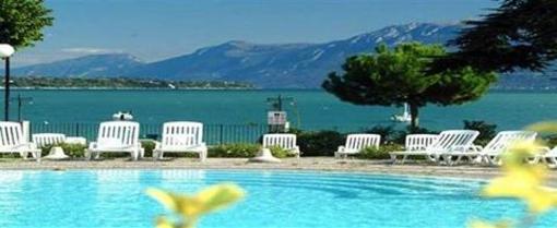 фото отеля Relais Sant' Emiliano Hotel Padenghe sul Garda