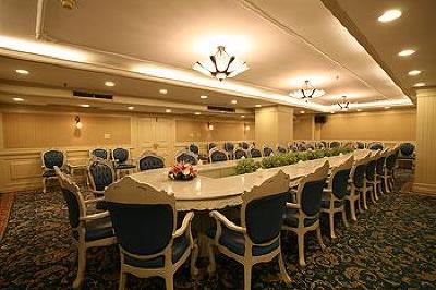 фото отеля White Palace Hotel Nanjing