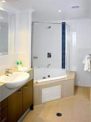 фото отеля Mantra Ettalong Beach Resort