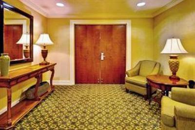 фото отеля Holiday Inn Express Hotel & Suites Jackson Flowood