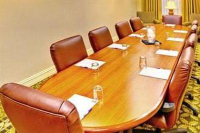 фото отеля Holiday Inn Express Hotel & Suites Jackson Flowood
