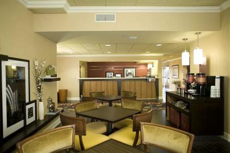 фото отеля Hampton Inn Starkville