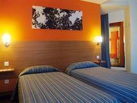 Val Hotel