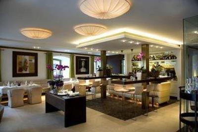 фото отеля Iris Porsche Hotel & Restaurant