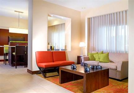 фото отеля Courtyard by Marriott Port of Spain