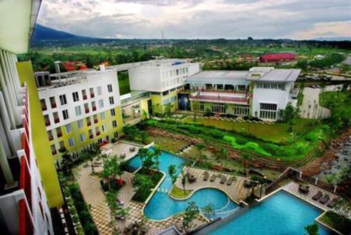 фото отеля Aston Bogor Hotel and Resort
