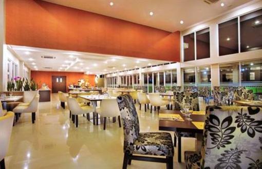 фото отеля Aston Bogor Hotel and Resort