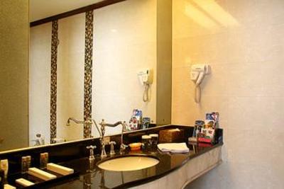 фото отеля Chenguang International Hotel