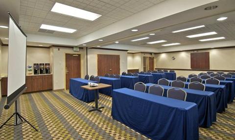 фото отеля Hampton Inn Anchorage