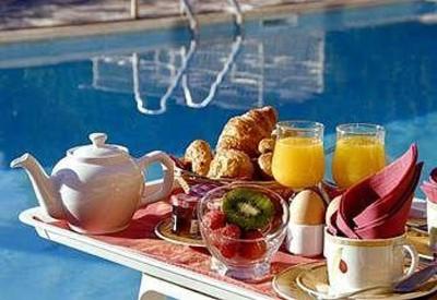 фото отеля Hotel Les Orangers