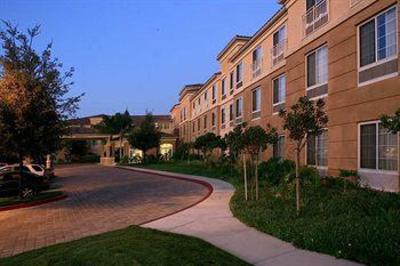 фото отеля Hilton Garden Inn Calabasas