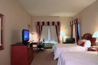 фото отеля Hilton Garden Inn Calabasas