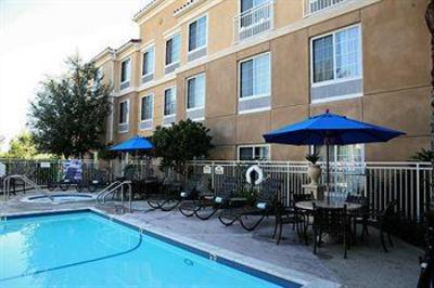 фото отеля Hilton Garden Inn Calabasas