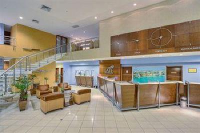 фото отеля Golden Tulip Iate Plaza