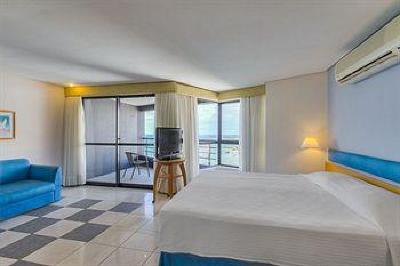 фото отеля Golden Tulip Iate Plaza