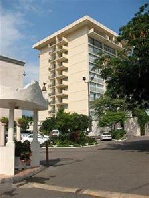 фото отеля The Courtleigh Hotel And Suites Kingston (Jamaica)