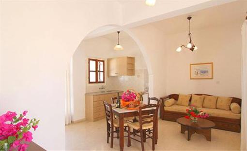 фото отеля Makris Apartments Hotel Kamari