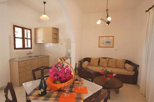 фото отеля Makris Apartments Hotel Kamari