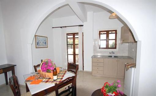 фото отеля Makris Apartments Hotel Kamari