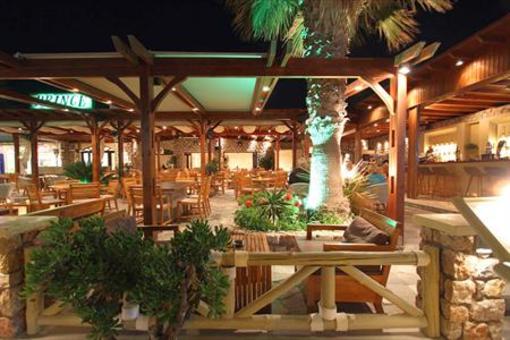 фото отеля Makris Apartments Hotel Kamari
