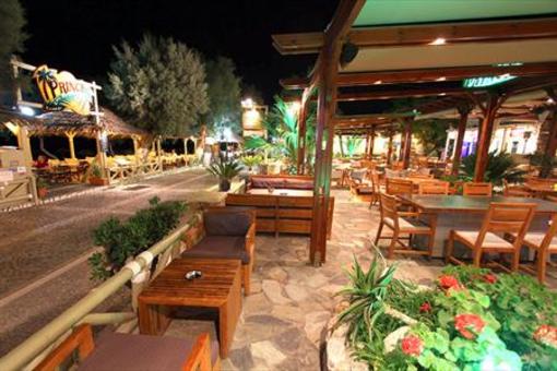 фото отеля Makris Apartments Hotel Kamari