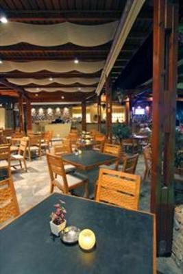 фото отеля Makris Apartments Hotel Kamari