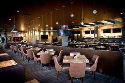 фото отеля Campus Tower Suite Hotel Edmonton