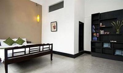 фото отеля Le Leela Villa Hotel