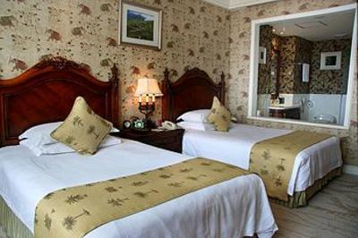 фото отеля The First World Hotel Hangzhou