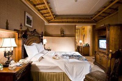 фото отеля The First World Hotel Hangzhou