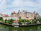 фото отеля The First World Hotel Hangzhou