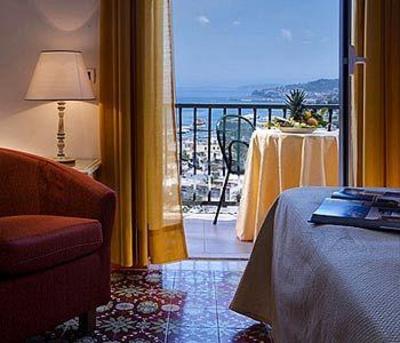 фото отеля Albergo Terme San Lorenzo Lacco Ameno
