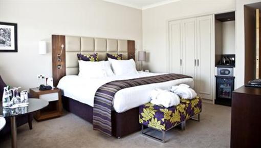 фото отеля Five Lakes Hotel Maldon