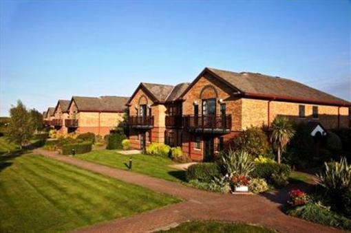 фото отеля Five Lakes Hotel Maldon