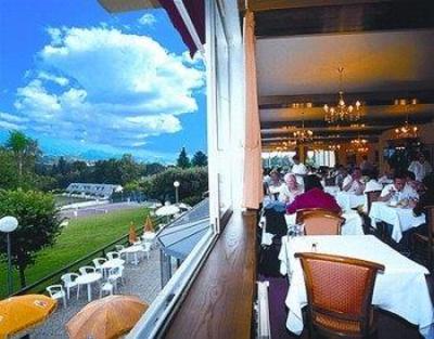 фото отеля Family Hotel Vic-sur-Cere
