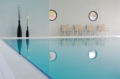 фото отеля Residhome Appart Hotel Seine Saint Germain Carrieres-sur-Seine