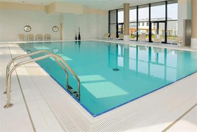 фото отеля Residhome Appart Hotel Seine Saint Germain Carrieres-sur-Seine