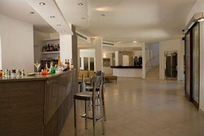 фото отеля Terra Di Mare Resort & Spa San Teodoro