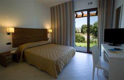фото отеля Terra Di Mare Resort & Spa San Teodoro