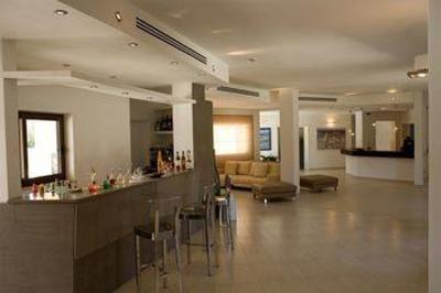 фото отеля Terra Di Mare Resort & Spa San Teodoro