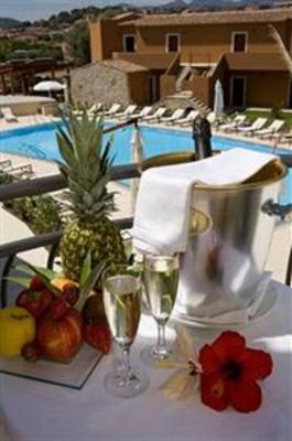 фото отеля Terra Di Mare Resort & Spa San Teodoro