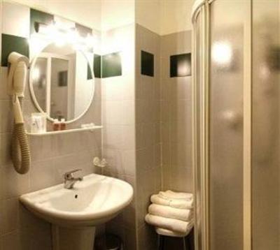 фото отеля Hotel Villa Rosa Nago-Torbole