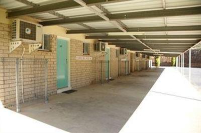 фото отеля Alabaster Motel Cowra
