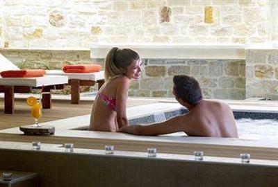 фото отеля Macaris Apartments & Spa Rethymno