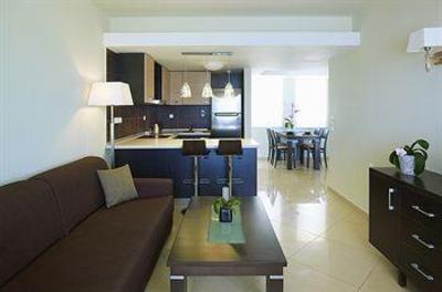 фото отеля Macaris Apartments & Spa Rethymno