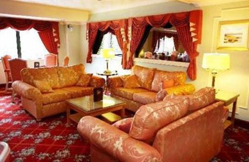 фото отеля Lakeside International Hotel Camberley